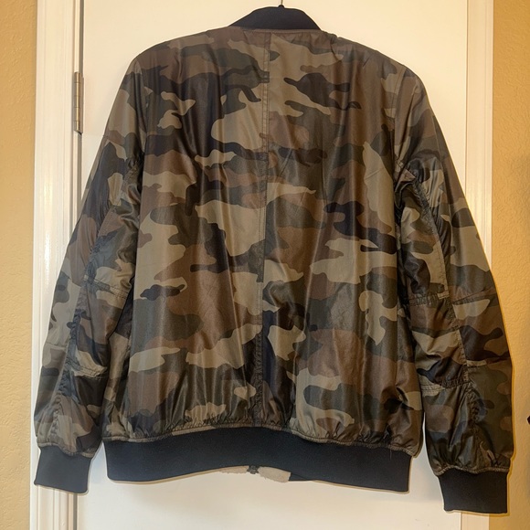 Army Jacket - Picture 7 of 12
